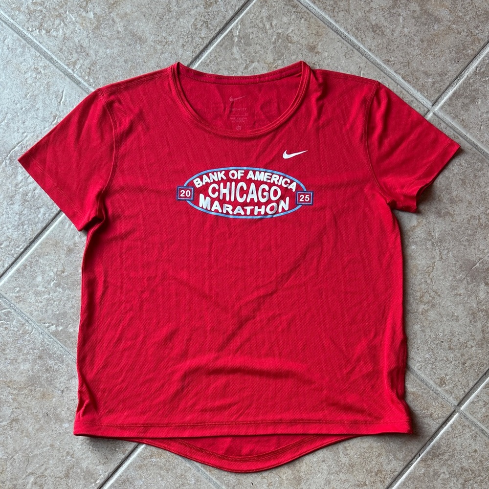 Nike Red Chicago Marathon Tee